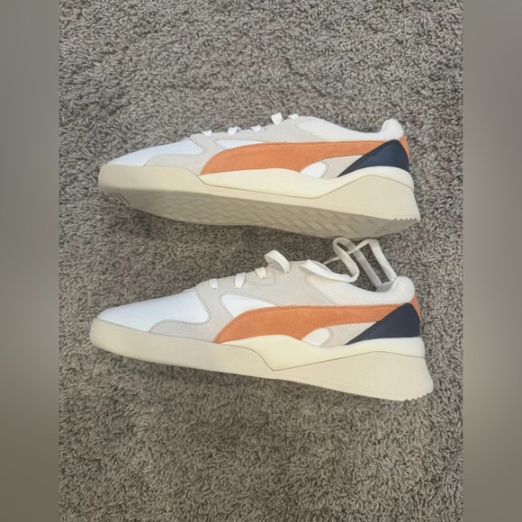 NIB Women’s Puma Aeon Heritage Sneakers, Orange/White/Navy, Size 11 - Picture 2 of 9